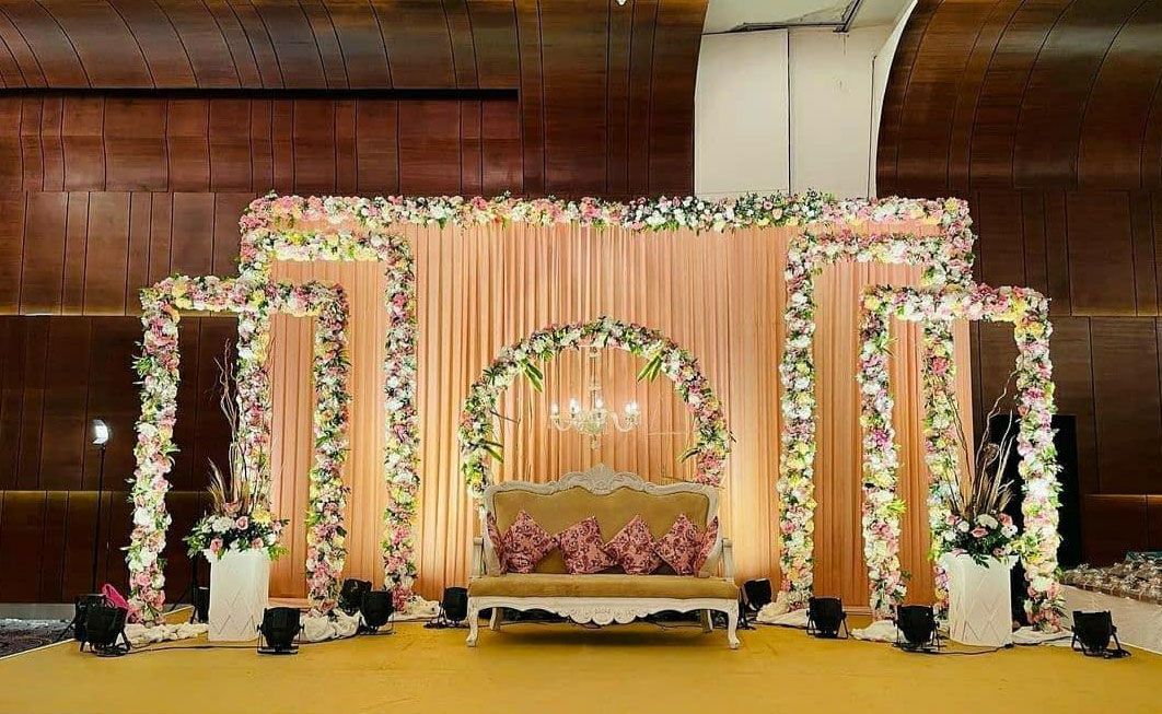 Buy laddugopal24x7 Stage Backdrop Decoration Items Sets for Festivals,  Pooja, Haldi, Mehandi, Birthday, Anniversary, Wedding DIY Decoration Kits.  (23 Pc Set Online at Low Prices in India - Amazon.in