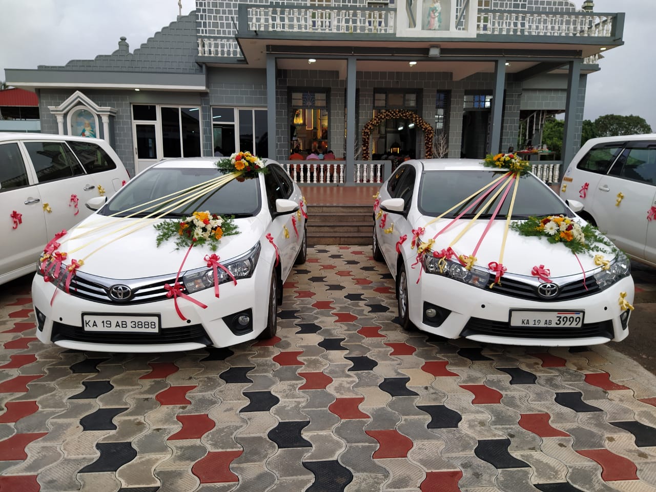 Blog - 7 Stylish Ideas To Decorate The Perfect Wedding Car
